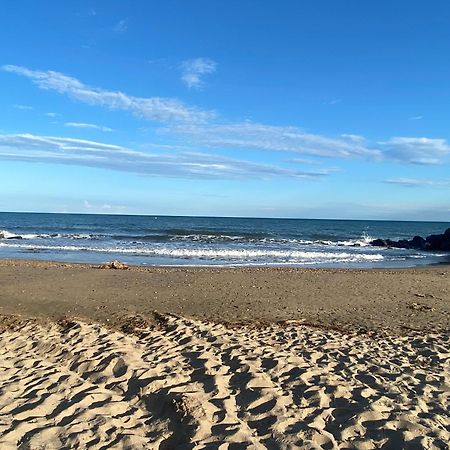 Du Cote De Chez Swann A 150 M De La Plage Vias Exterior foto